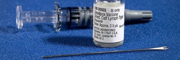 x800px-Smallpox_vaccine-e1358861314669.jpg.pagespeed.ic.5vVryAHPQv
