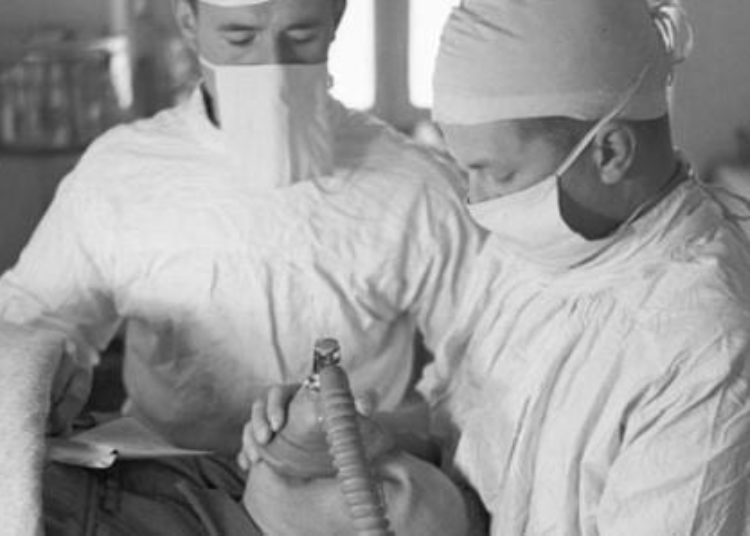 Delayed tracheostomy in critically ill does not increase mortality