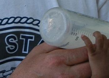 Early feeding practices modifiable through appropriate education