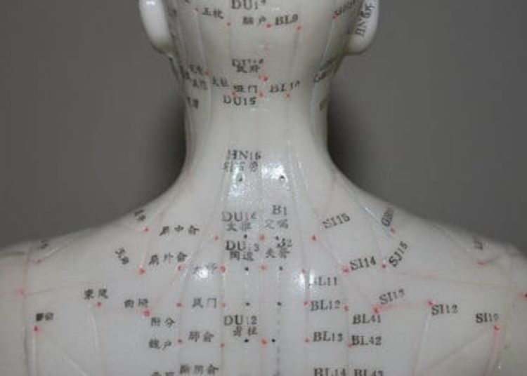 Acupuncture ineffective for chronic knee pain