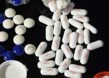 Childhood exposure to paracetamol not directly associated with increased asthma risk