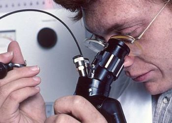 Endoscopic screening for esophageal cancer may reduce long-term mortality