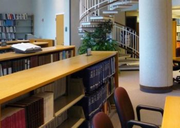 Daily reading habits may be associated with higher surgery in-training examination performance