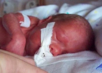 Distinct NICU newborn naming linked to reduced error