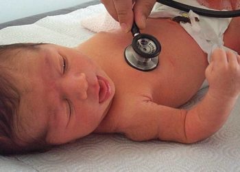 Nebulized saline not associated with bronchiolitis hospital length of stay