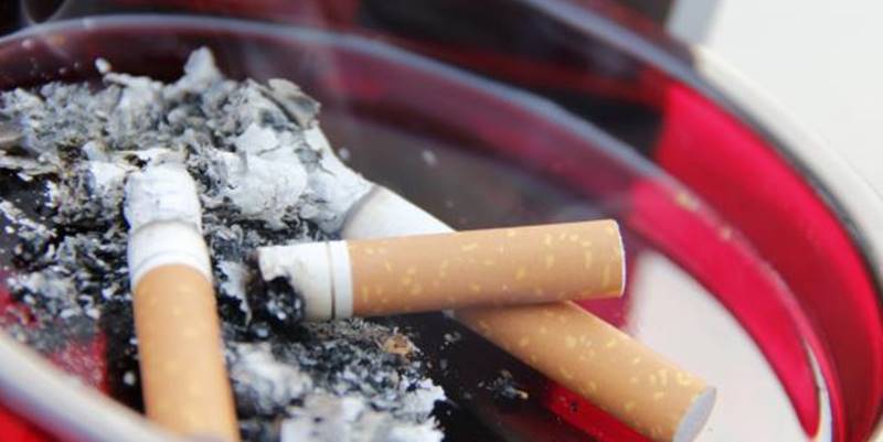 Teens Who Vape Likely to Try Cigarettes, Study Finds