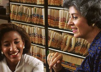 Use of plant-based therapies and menopausal symptoms