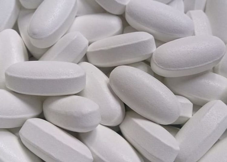 Gender conformity influences use of laxatives and muscle-building products