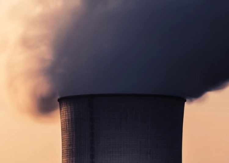 Risk of dementia with air pollution exposure amplified in patients with heart disease